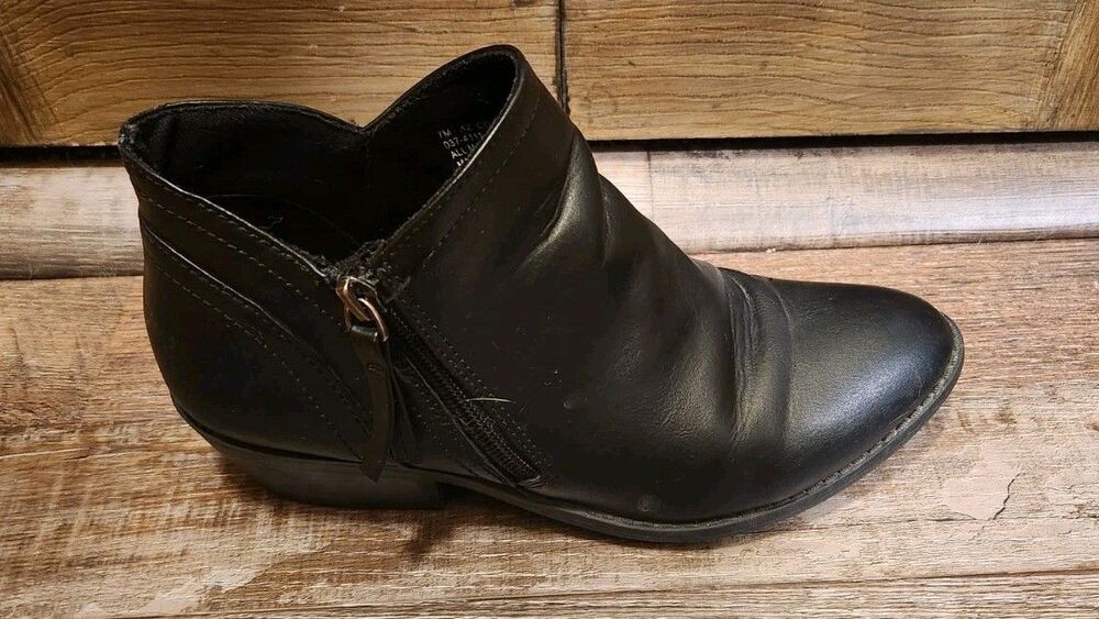 Ladies Arizona Coachella Size 7 Black Zip Up Ankle Boots Faux Leather - Picture 3 of 12